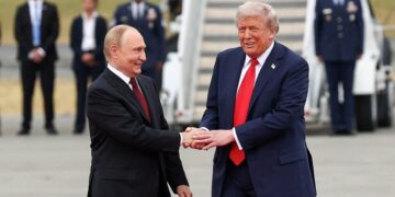 Trump trekt zich terug naar Poetin in “Silence” van Zelenski