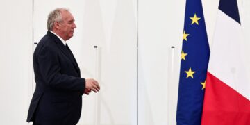 Frankrijk in crisis: Bayrou’s budgetmaatregelen leiden tot verlamming op 10 september.