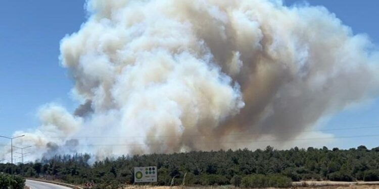 Verkeersonderbreking in Straat van Chanakale door nieuwe open haarden