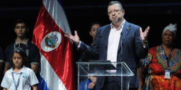 Dreigende immuniteitsverlies dreigt door president Costa Rica in rechtbankcoup