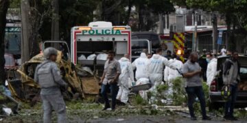 Chaos en bloedvergieten in Colombia: 18 doden door gevangeniskaanvallen met auto en drone