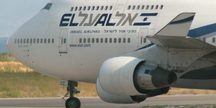 Luchtverkeersleider Charles de Gaulle stuurt bericht over Palestina naar El Al piloten