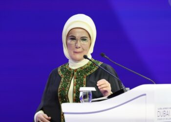 Emine Erdogan vraagt Melania Trump brief voor Gaza-kinderen naar Netanyahu te sturen