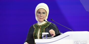 Emine Erdogan vraagt Melania Trump brief voor Gaza-kinderen naar Netanyahu te sturen
