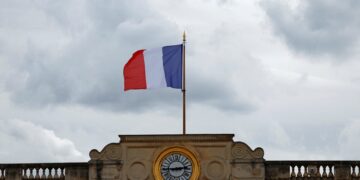 Franse student beschuldigd van antisemitisme vertrekt naar Qatar