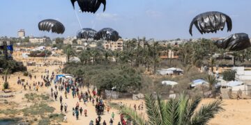 Macron eist volledige humanitaire toegang tot Gaza van Israël