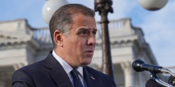 Hunter Biden weigert excuses aan Melania Trump ondanks dreiging van 1 miljard