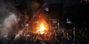 Demonstraties in Indonesië na dood bestuurder door politievoertuig