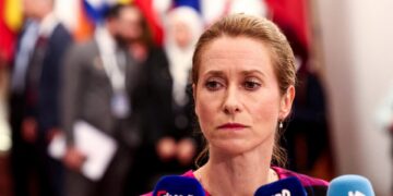 Russische aanval verstoort vredesinspanningen in KYIV