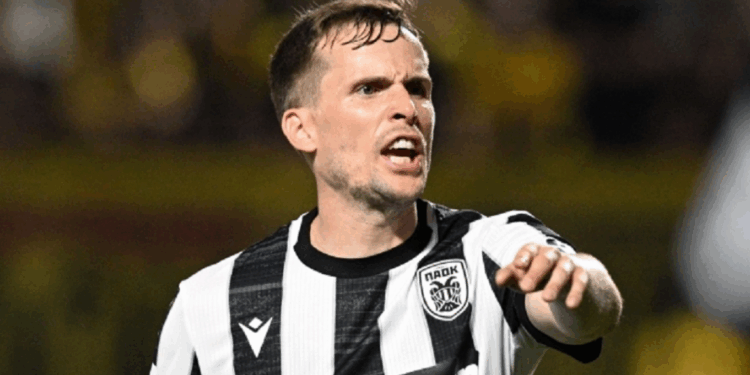 Κεντζιόρα: genieten van voetbal bij PAOK zonder iets te missen