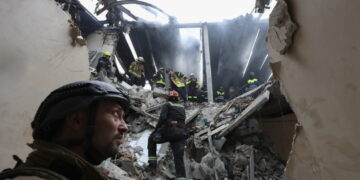 Russische aanval doodt 7 in Kharkov, inclusief peuter en tiener