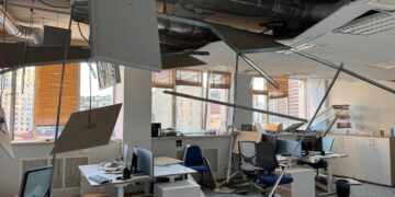 EU-missiegebouw in Kyiv beschadigd door Russische aanval, Costa niet geïntimideerd