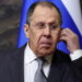 Lavrov overlegt met Fidan en Sig via telefoon.