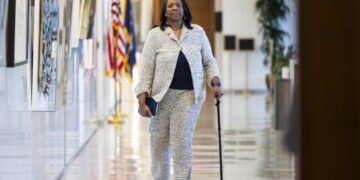 Rechtszaak tegen Trump wegens inmenging in Fed beleid