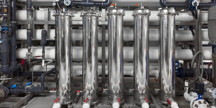 De kilowatts van osmose: zoet en zout water in actie