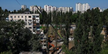 Russische aanval in Kyiv eist vijf kinderlevens onder 31 doden