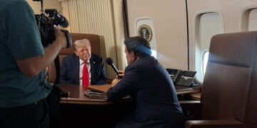 Als ontmoeting met Poetin mislukt, vertrekt Trump met Air Force One