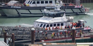 Overheid intensiveert grensbeveiliging in strijd tegen mensensmokkelbendes