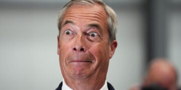 Farage’s plan zet Labour en Tories onder druk