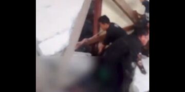 Verwoestende aardbeving treft eiland met kracht van 6 Richter