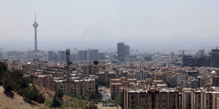 Duitsland adviseert burgers Iran te verlaten en reizen te vermijden