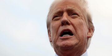Trump laat Oekraïne beslissen over landuitwisselingen vanuit Air Force One