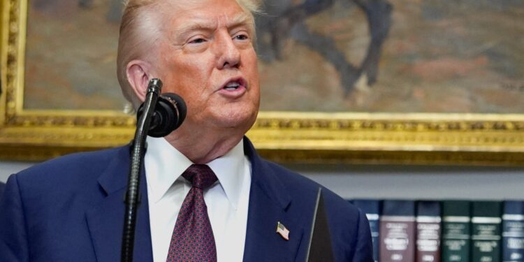 Secundaire boetes in Moskou: Trump positief over Poetin tijdens Whitkov-vergadering.
