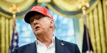 Trump geeft Poetin verlenging zonder bewijs van vooruitgang in Oekraïne-gesprekken.