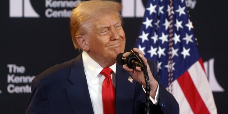 Kans op onsuccesvolle ontmoeting Poetin in Alaska volgens Trump