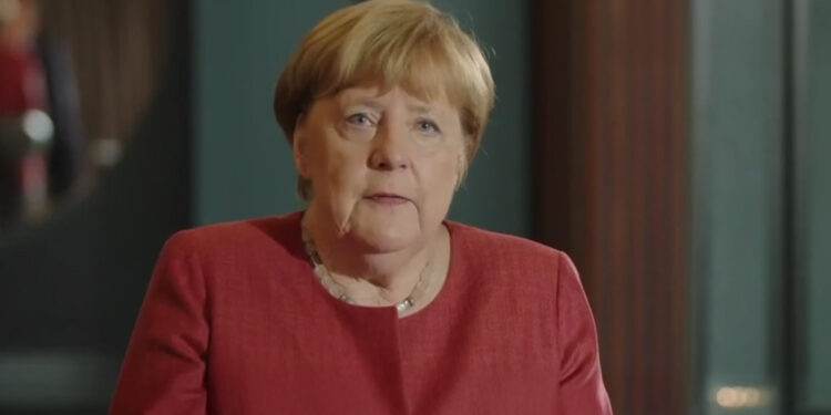 Merkel ziet integratie immigranten vooruit na grensbeslissing 10 jaar geleden