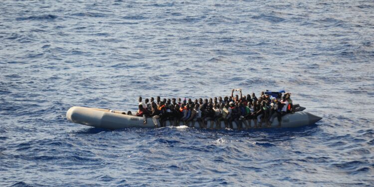 Dodelijke ramp: Boot met migranten zinkt in Jemen met 68 doden
