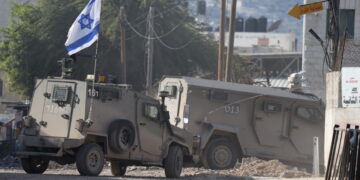 Hamas begraaft twee gijzelaars in Gaza, dood aangetroffen.