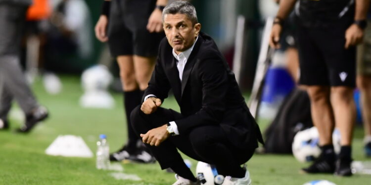 Teamprestatie en vroege overwinning voldoen Loutsescu