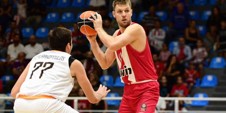 Olympiakos vernedert Promitheas in Super Cup finale op Rhodos