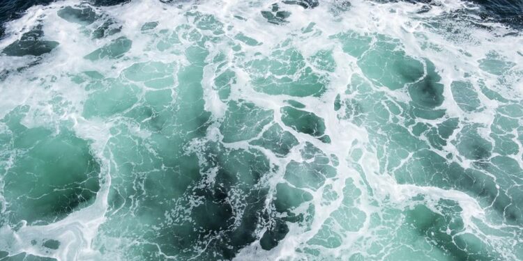 Zoetwatermeer onder de Atlantische Oceaan