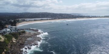 57-jarige expat overleden na haaienaanval in Australië.