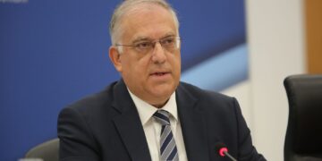 Ontmoeting supermarktvertegenwoordigers voor prijsonderhandelingen op woensdag