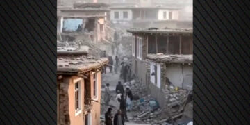 Dorpen verwoest door dodelijke aardbeving in Afghanistan