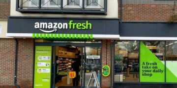 Amazon beveiligt boodschappen met hangslot in Londen