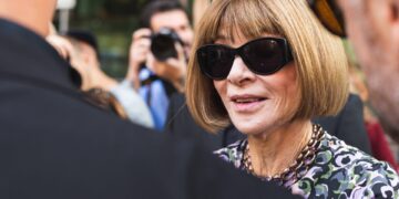 Revolutie in de mode: Anna Wintour’s baanbrekende beslissing bij Vogue