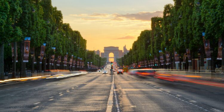 Een vijfde van Champs Elysees in Qatar