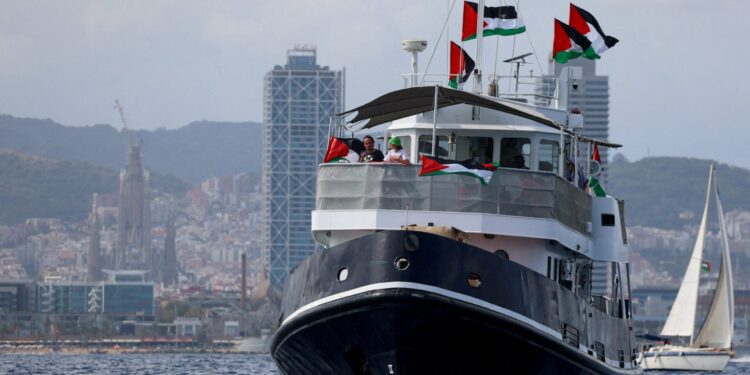 Terug naar Barcelona: Greta Thunberg’s weergerelateerde reis vanuit de Gazastrook