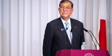 Japanse premier Isiba kondigt ontslag aan