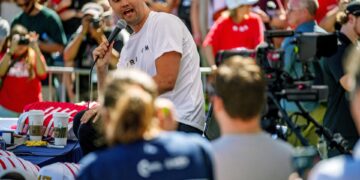 Verdachte van Kerk-moord in de schijnwerpers met FBI-foto’s.