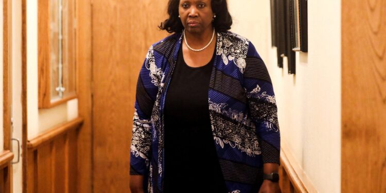 Gerechtelijk bevel om Lisa Cook van Fed te verwijderen: Trump geblokkeerd