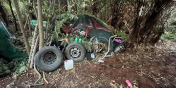 Schokkende beelden van schuilplaats Nieuw-Zeelandse voortvluchtige na 4 jaar