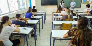 Uitgaven voor verplicht onderwijs: wat kost het ons?