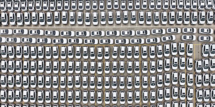 Meer dan een kwart van verkochte auto’s in augustus waren elektrisch – SMMT cijfers