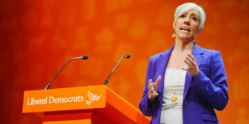 Lib Dems beloven windfall-belasting op banken om energierekeningen te verlagen.