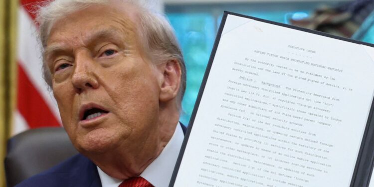 Trump tekent bevel voor Amerikaans eigendom van TikTok.